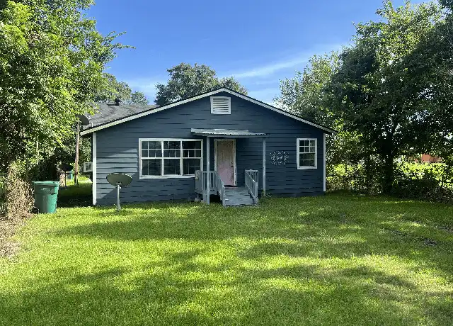 Property at 1410 Main Ave Unit B, Orange, TX, 77630, 1 bed, 1 bath, [object Object]