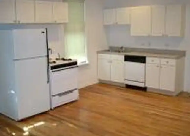 Property at 3250 N Lakewood Ave Unit 1, Chicago, IL, 60657, 2 beds, 1 bath, [object Object]