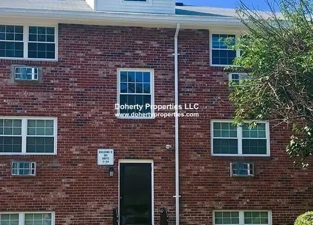 Property at 361 Hildreth St, Lowell, MA, 01850, 2 beds, 1 bath, [object Object]