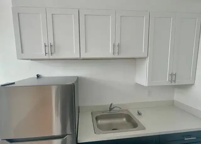 Property at 1911 E 25th St Unit 6, Oakland, CA, 94606, 1 bed, 1 bath, [object Object]