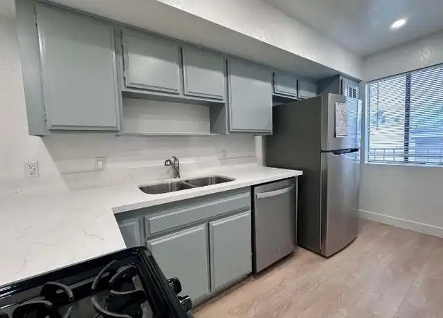 Property at 3239 Altura Ave, La Crescenta, CA, 91214, 2 beds, 2 baths, [object Object]