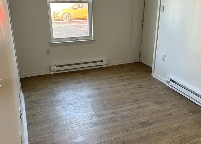 Property at 1735 W 2nd St Unit 2, Wilmington, DE, 19805, 2 beds, 1 bath, [object Object]