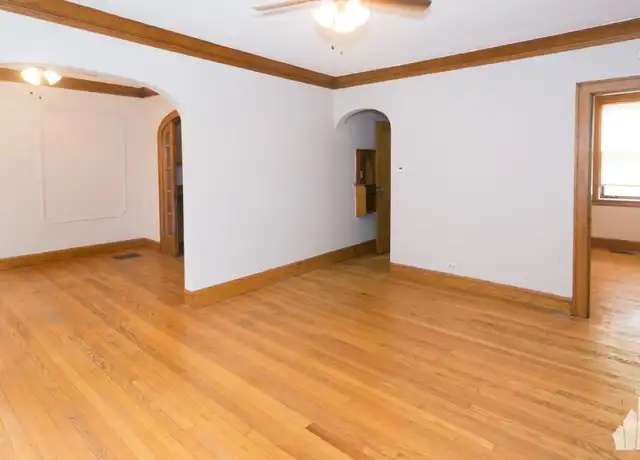 Property at 3844 N Bernard St Unit 1A, Chicago, IL, 60618, 1 bed, 1 bath, [object Object]