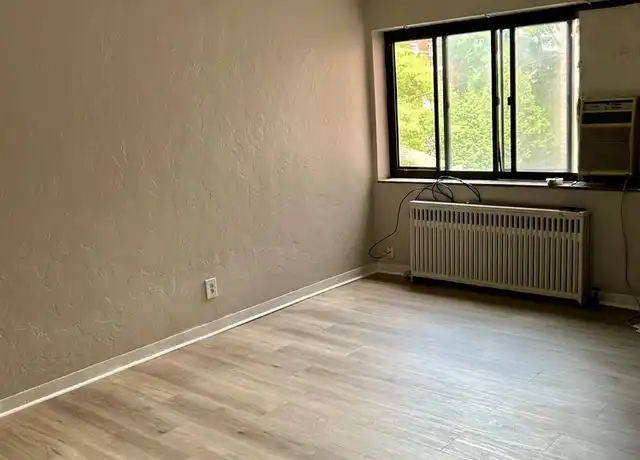 Property at 6301 Fifth Ave Unit 4A, Pittsburgh, PA, 15206, 2 beds, 1 bath, [object Object]