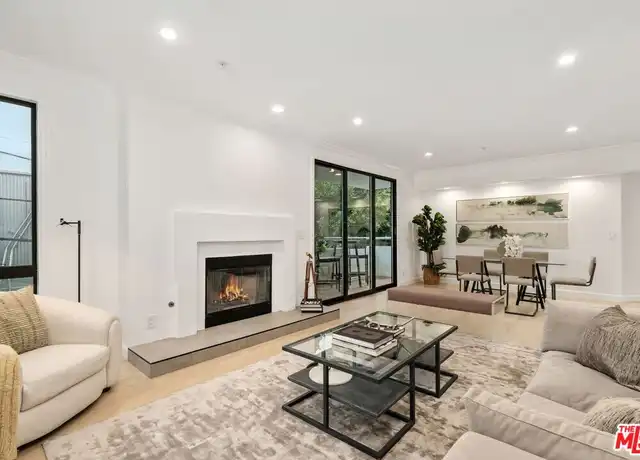 Property at 656 N West Knoll Dr #203, West Hollywood, CA, 90069, 2 beds, 2.5 baths, [object Object]