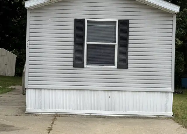 Property at 249 Birdsall Dr E, Battle Creek, MI, 49037, 3 beds, 2 baths, [object Object]
