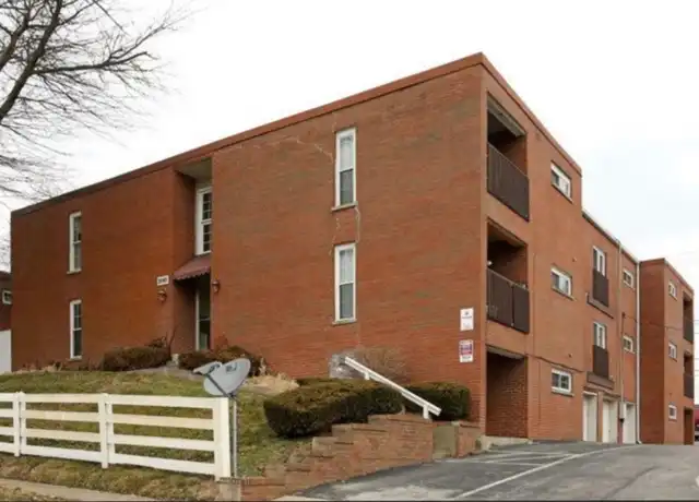 Property at 2085 Fontaine Rd Unit 5, Lexington, KY, 40502, 1 bed, 1 bath, [object Object]