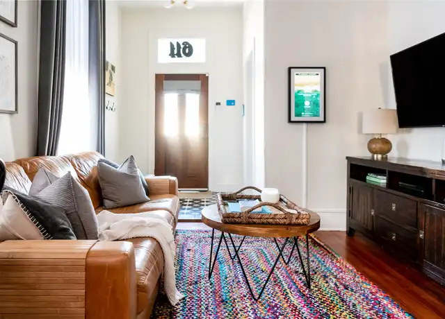 Property at 611 16th St, Galveston, TX, 77550, 2 beds, 1 bath, [object Object]