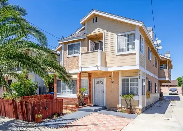 Property at 962 W Oliver St Unit 1, San Pedro, CA, 90731, 3 beds, 2 baths, [object Object]