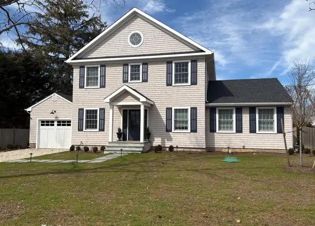 Property at 11 1st St, Bellport, NY, 11713, 3 beds, 3.5 baths, [object Object]
