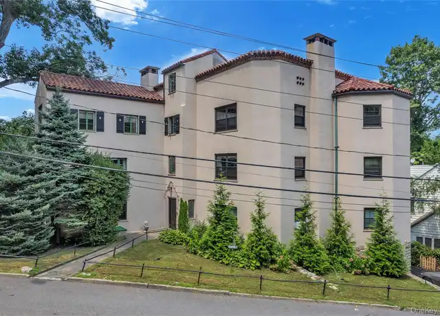 Property at 59 Kensington Rd Unit 3A, Bronxville, NY, 10708, 2 beds, 1 bath, [object Object]