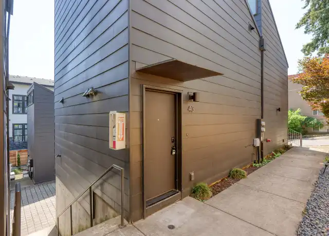 Property at 31 D Ave Unit 43, Lake Oswego, OR, 97034, 1 bed, 1 bath, [object Object]