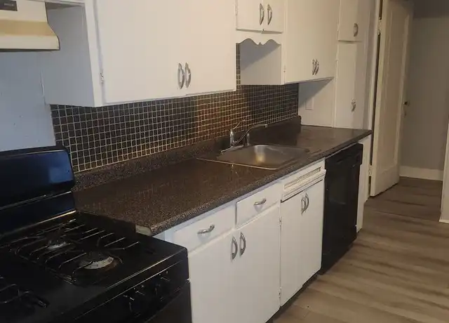 Property at 234 Crescent Ave Unit 10, Buffalo, NY, 14214, 2 beds, 1 bath, [object Object]
