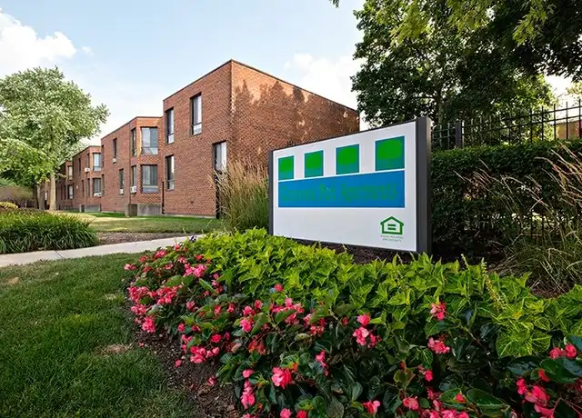 Property at 1015 E 47th St Unit 103, Chicago, IL, 60653, 3 beds, 1 bath, [object Object]