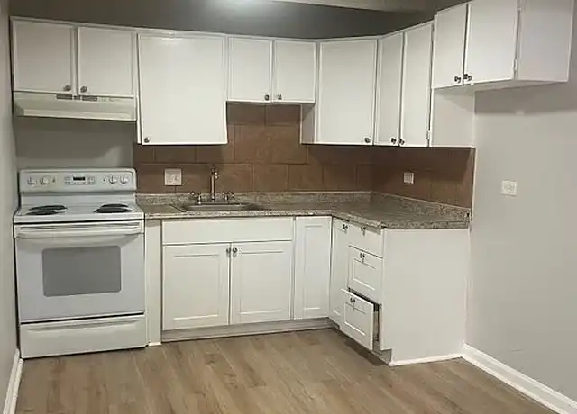 Property at 1960 Dallas St, Aurora, CO, 80010, 2-3 beds, 1 bath, [object Object]
