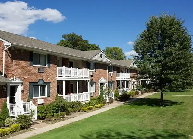 Property at Fairfield at Garfield Estates - 16 Garfield Ave, Sayville, NY, 11782, 1 bed, 1 bath, [object Object]