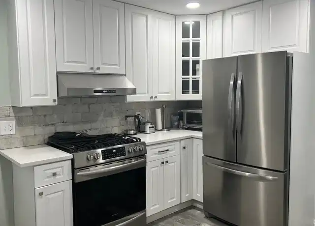 Property at 34 Yale Pl, Lynbrook, NY, 11563, 3 beds, 1 bath, [object Object]