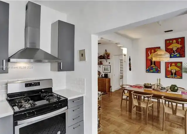 Property at 2921 Sheridan Ave Unit 3, Miami Beach, FL, 33140, 2 beds, 2 baths, [object Object]
