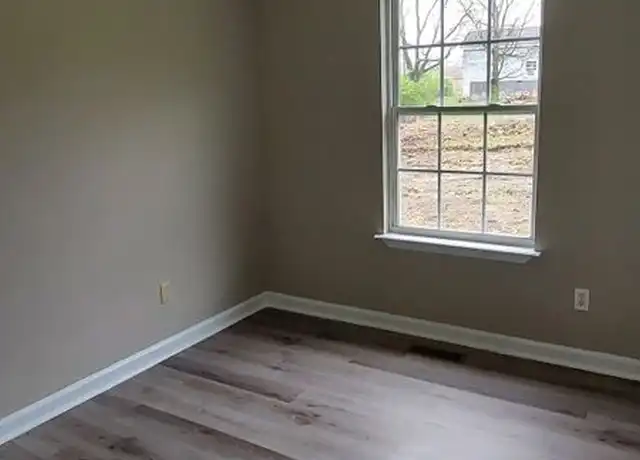 Property at 2005 Taylor St Unit B, Chattanooga, TN, 37406, 3 beds, 1 bath, [object Object]