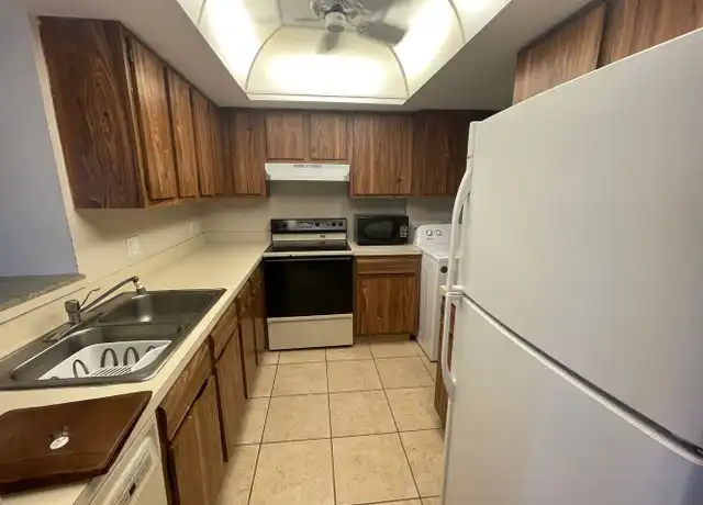 Property at 3615 Boca Ciega Dr #307, Naples, FL, 34112, 1 bed, 1 bath, [object Object]