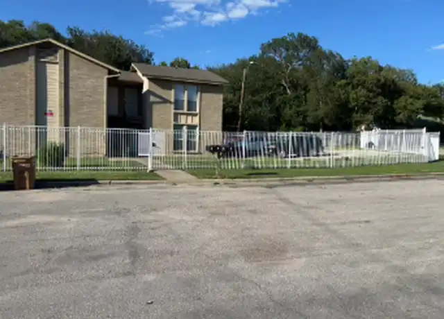 Property at 2906 Sweeney Ln Unit B, Austin, TX, 78723, 1 bed, 1 bath, [object Object]