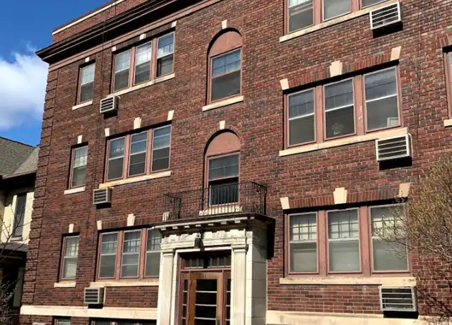 Property at 118 W Johnson St, Madison, WI, 53703, 1 bed, 1 bath, [object Object]