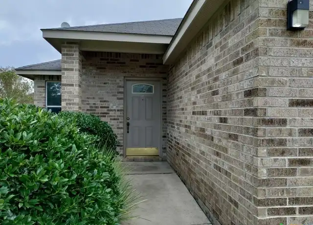 Property at 3427 Rob Roy St, Seguin, TX, 78155, 3 beds, 2 baths, [object Object]