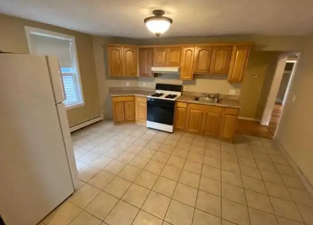 Property at 5 Lowden Ave, Somerville, MA, 02144, 4 beds, 1 bath, [object Object]