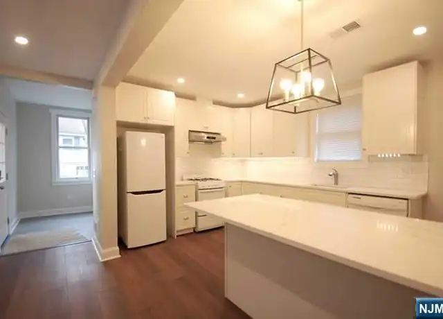 Property at 51 Sheridan Ave Unit 1, Ho-Ho-Kus, NJ, 07423, 1 bed, 1 bath, [object Object]