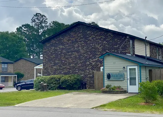 Photo of 100 County Road S-18-649, Summerville, SC 29485