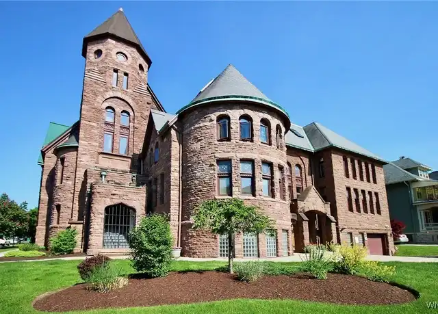 Property at 233 Richmond Ave Unit 8, Buffalo, NY, 14222, 2 beds, 2 baths, [object Object]