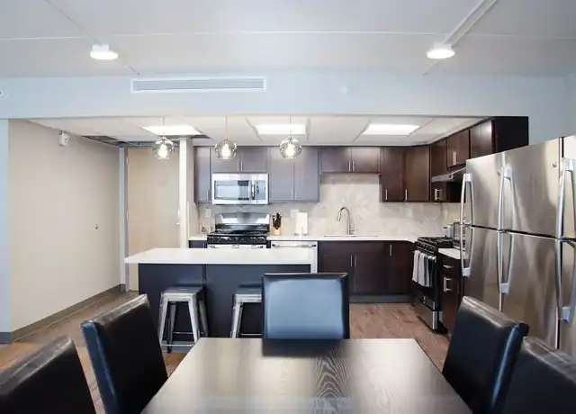Property at College Hill Apartments - 921 6th Ave, Des Moines, IA, 50309, 0 beds, 1 bath, [object Object]