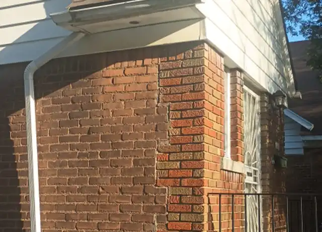 Property at 15062 Cruse St Unit Upstairs, Detroit, MI, 48227, 2 beds, 1 bath, [object Object]