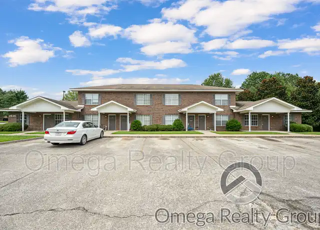 Property at 100 Egg and Butter Rd Unit 34, Columbiana, AL, 35051, 1 bed, 1 bath, [object Object]