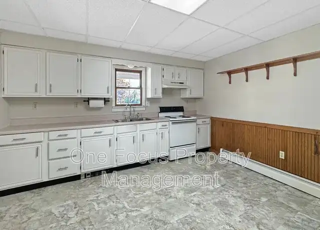 Property at 663 Bellefonte Ave Unit 1, Lock Haven, PA, 17745, 3 beds, 1 bath, [object Object]