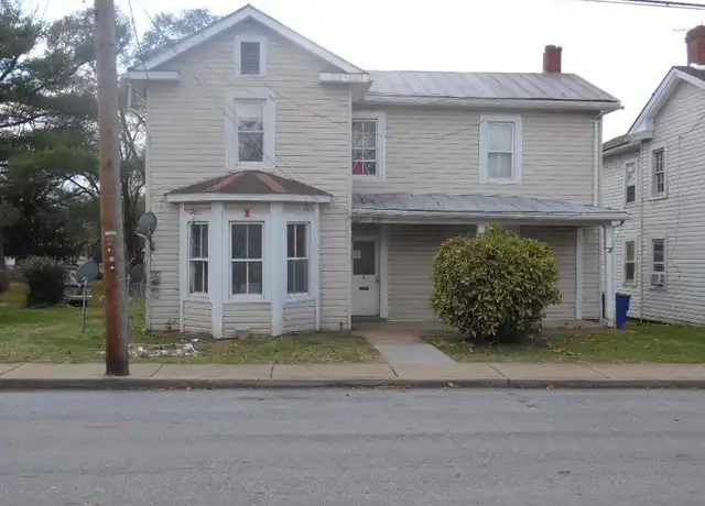 Property at 207 Cloud St Unit 3, Front Royal, VA, 22630, 1 bed, 1 bath, [object Object]