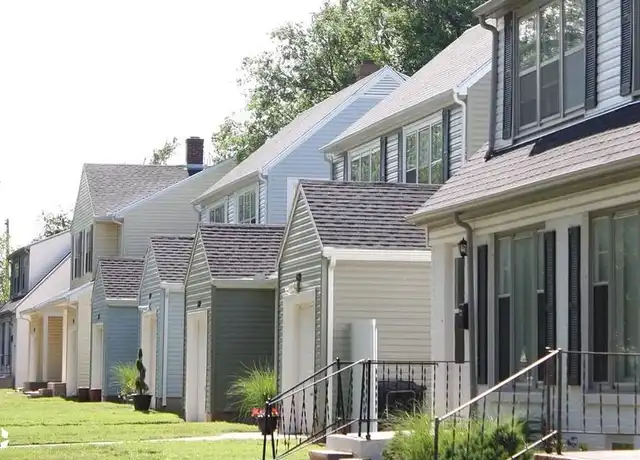 Property at Edgemoor Townhomes - 5523 Plaza Ln, Wichita, KS, 67208, 2-3 beds, 1-1.5 bath, [object Object]