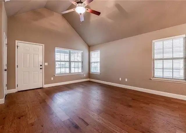 Property at 3912 SW Ridgepointe Ave, Bentonville, AR, 72712, 3 beds, 2 baths, [object Object]