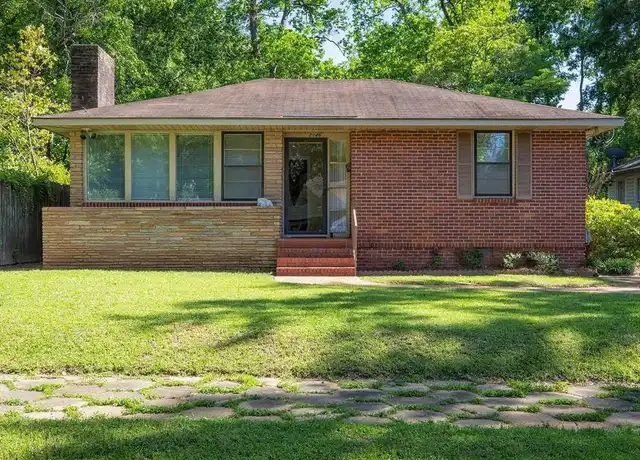 Property at 2146 Winona Ave, Montgomery, AL, 36107, 3 beds, 1 bath, [object Object]
