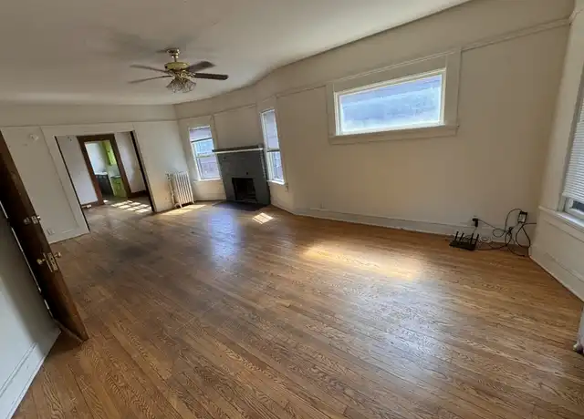Property at 115 E Gorham St Unit 3, Madison, WI, 53703, 4 beds, 1 bath, [object Object]