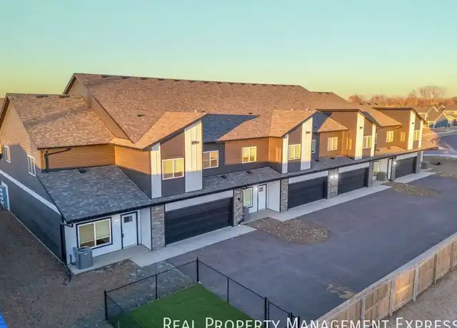 Property at 301 Harvest Trl Unit 1, Harrisburg, SD, 57032, 3 beds, 2.5 baths, [object Object]
