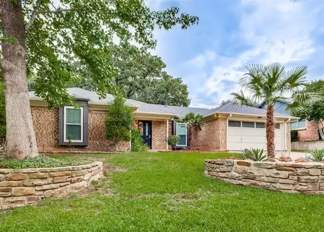Property at 5720 Overridge Dr, Arlington, TX, 76017, 3 beds, 2 baths, [object Object]