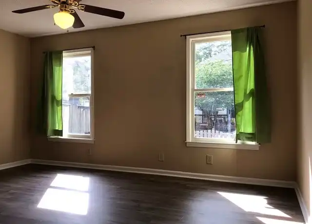 Property at 909 College St, Macon, GA, 31201, 3 beds, 3.5 baths, [object Object]