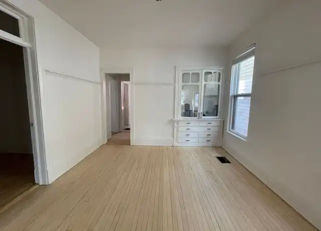 Property at 2536 N Oakland Ave, Milwaukee, WI, 53211, 4 beds, 1 bath, [object Object]