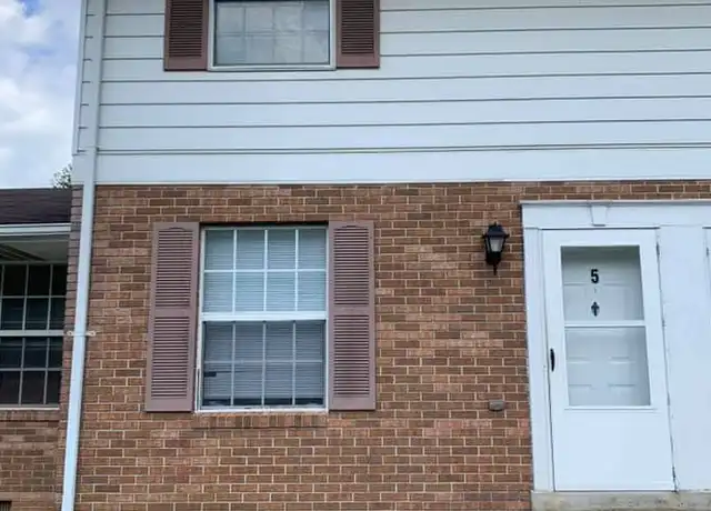 Property at 5 Ann Marie Dr #5, Morgantown, WV, 26508, 2 beds, 1 bath, [object Object]