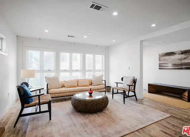 Property at 16 Park AVE Unit A, Venice, CA, 90291, 3 beds, 3 baths, [object Object]