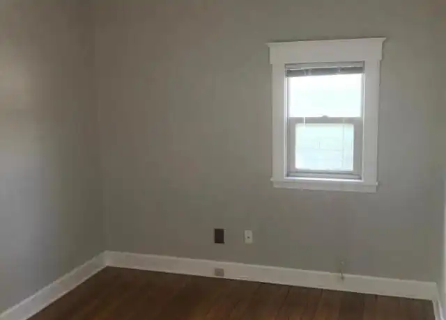 Property at 1105 E Platte Ave, Colorado Springs, CO, 80903, 2 beds, 1 bath, [object Object]