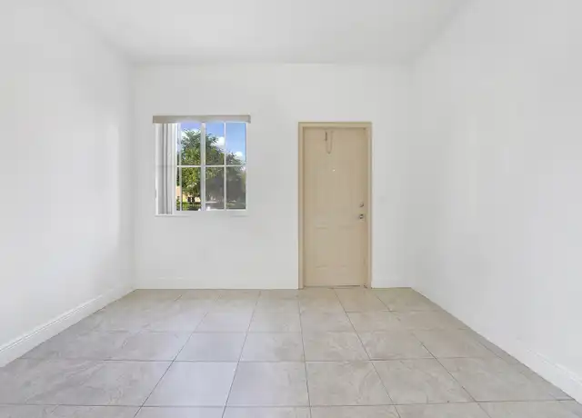 Property at 18190 NW 59th Ave Unit 102, Hialeah, FL, 33015, 2 beds, 2 baths, [object Object]