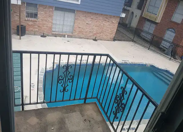 Property at 3rd Street Apartment - 310 Waco Ave, League City, TX, 77573, 1-3 bed, 1-2 bath, [object Object]