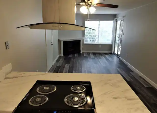 Property at 2300 G St Unit 6, Sacramento, CA, 95816, 1 bed, 1 bath, [object Object]